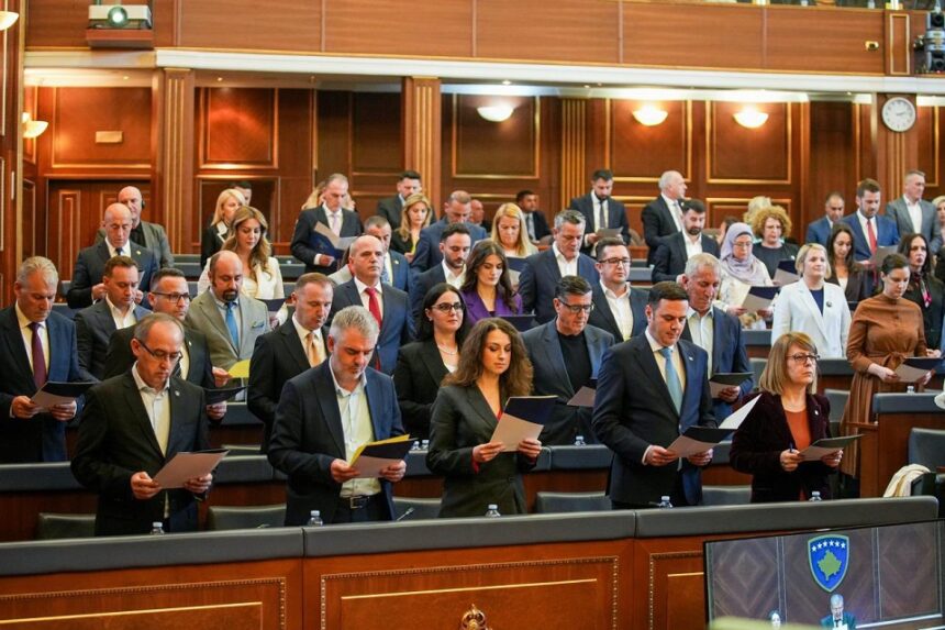 LDK Betimi Konstituohet legjislatura e 9-të e Kuvendit të Kosovës, Zogaj jep betimin si deputet