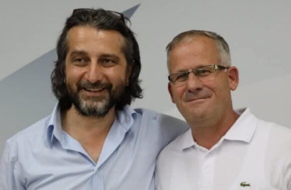 Rukiqi ironizon rivalët politikë në Prishtinë: Ju pini kafe, se ka kush e udhëheq kryeqytetin