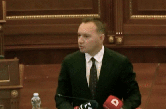 Zogaj: LVV ka shkelur Kushtetutën 44 herë, vendi në krizë të thellë socio-ekonomike