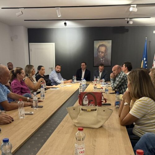 Takim mobilizues i degës së tretë me kryetarin Abdixhiku