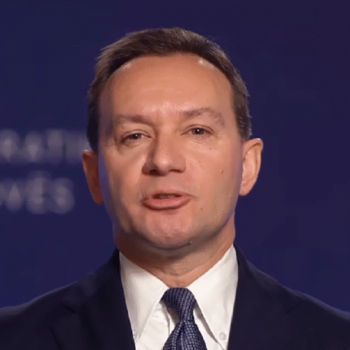 Zogaj u bën thirrje bashkatdhetarëve: Regjistrohuni për votim jashtë vendit, vota juaj është vendimtare