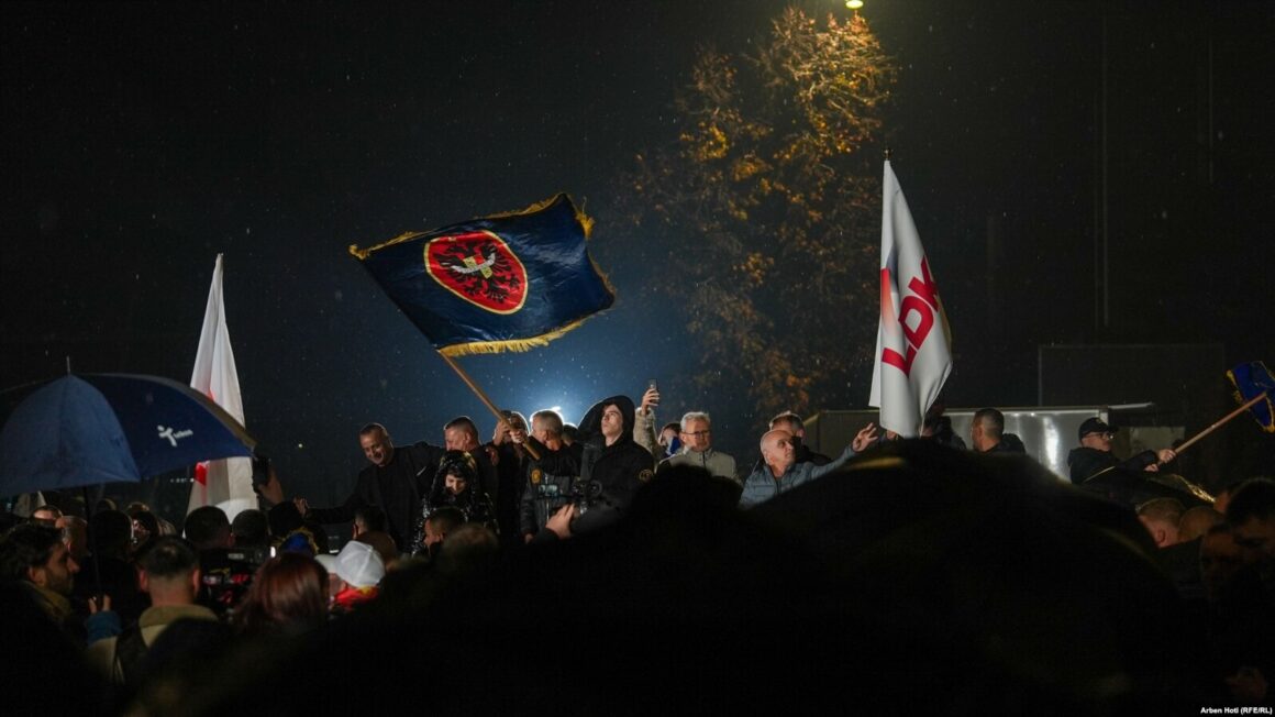 LDK Abdixhiku: Jemi popull fisnik, Prishtinën e duam të gjithë