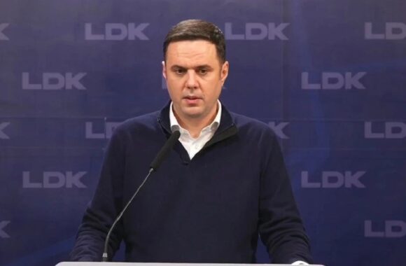 Lumir Abdixhiku Abdixhiku fton Kuvendin e LDK-së: Mbaj përgjegjësi
