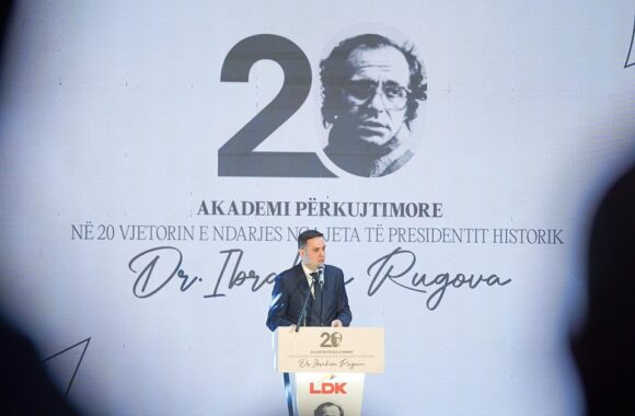 Abdixhiku Rugova1 Abdixhiku: Rugova nuk ishte politikan i momentit, por themelues i shtetit dhe mendimit politik të Kosovës